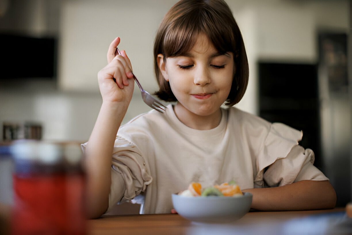 Medium shot kid and mother playing with wood